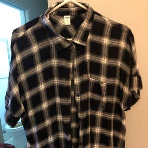 Old Navy Black plaid shirt size L